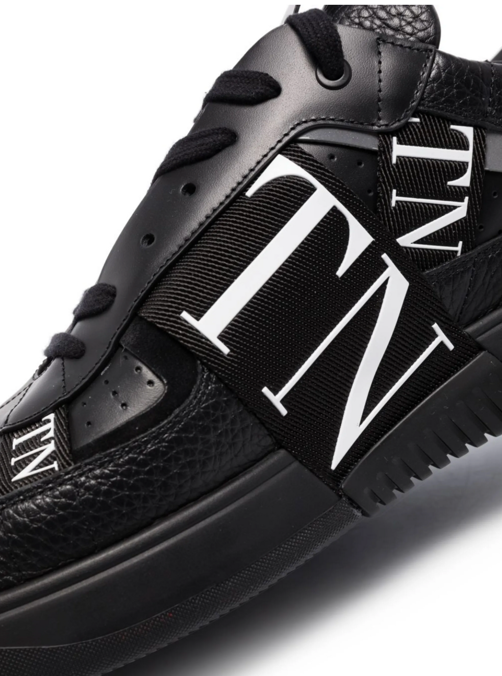 VALENTINO GARAVANI VL7N BLACK